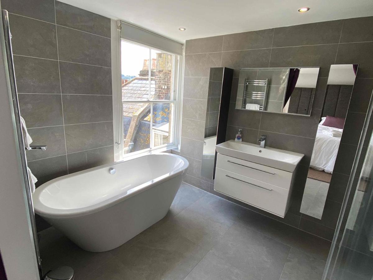 Bath Roof Terrace Apartment, City Centre, Sleeps Up To 8 Εξωτερικό φωτογραφία